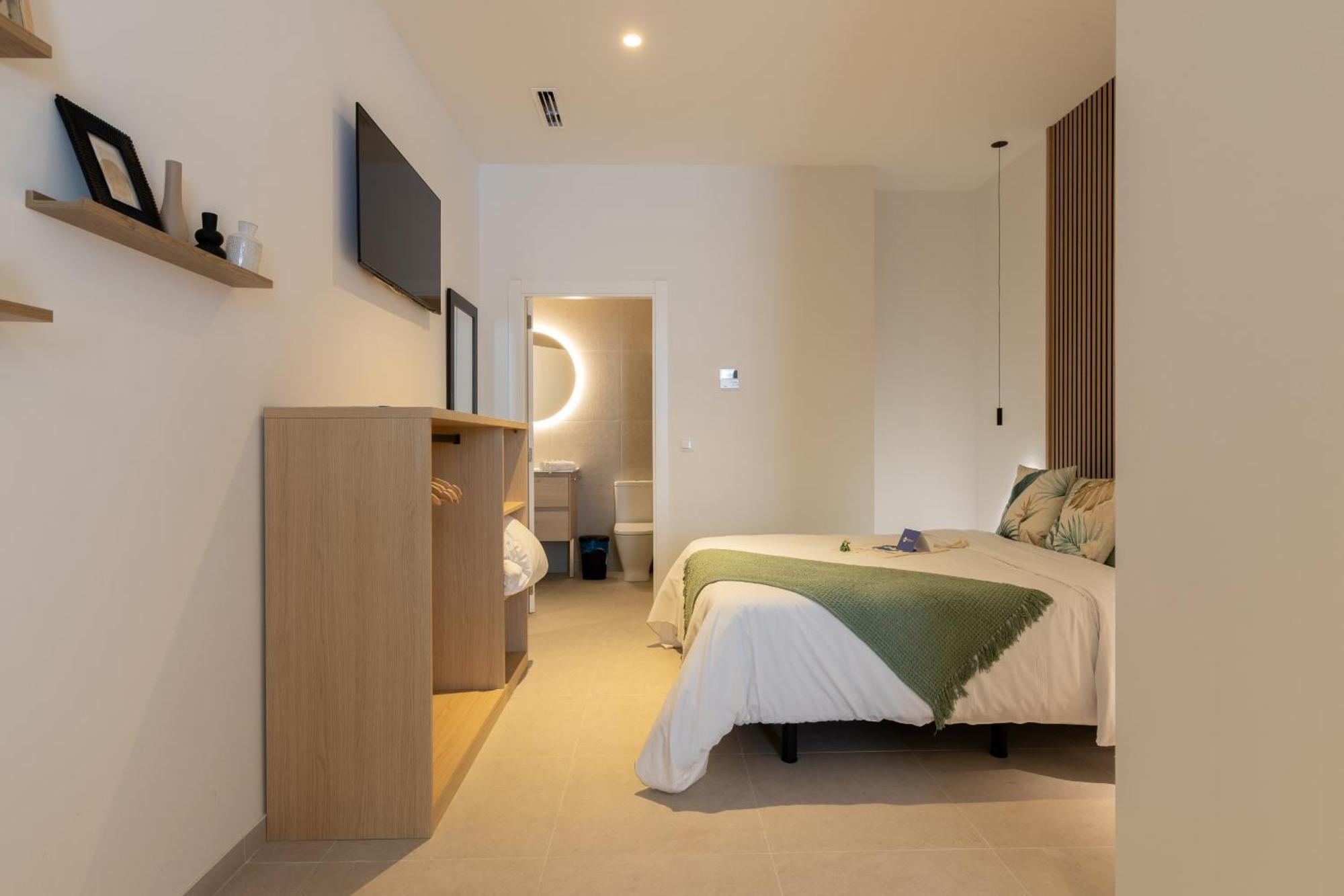 Dorm4You Arena Plaza Валенсия Экстерьер фото